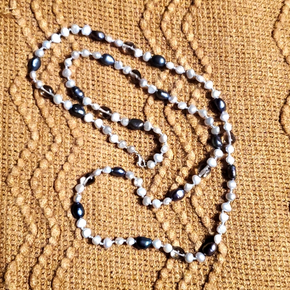 35" pearl and smokey quartz necklace - Picture 3 of 3
